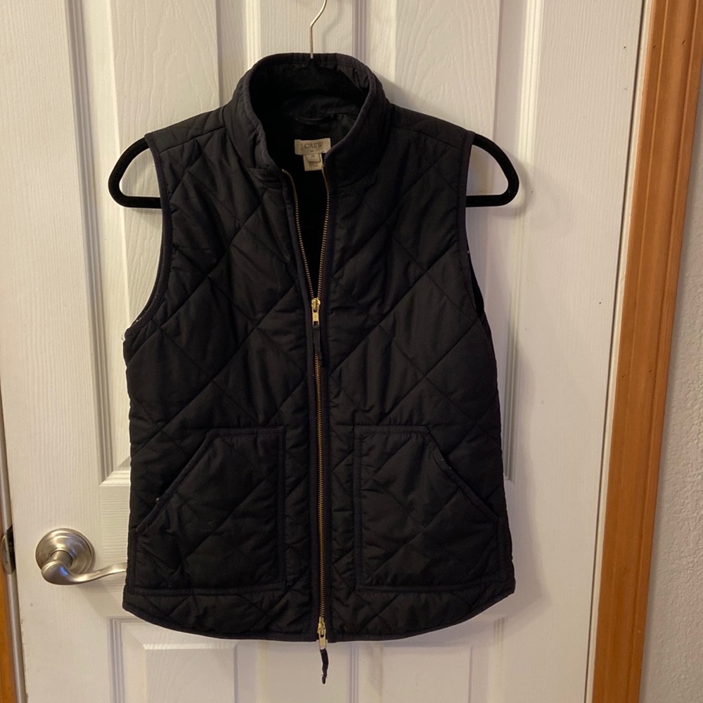 J Crew puffer vest in excellent condition